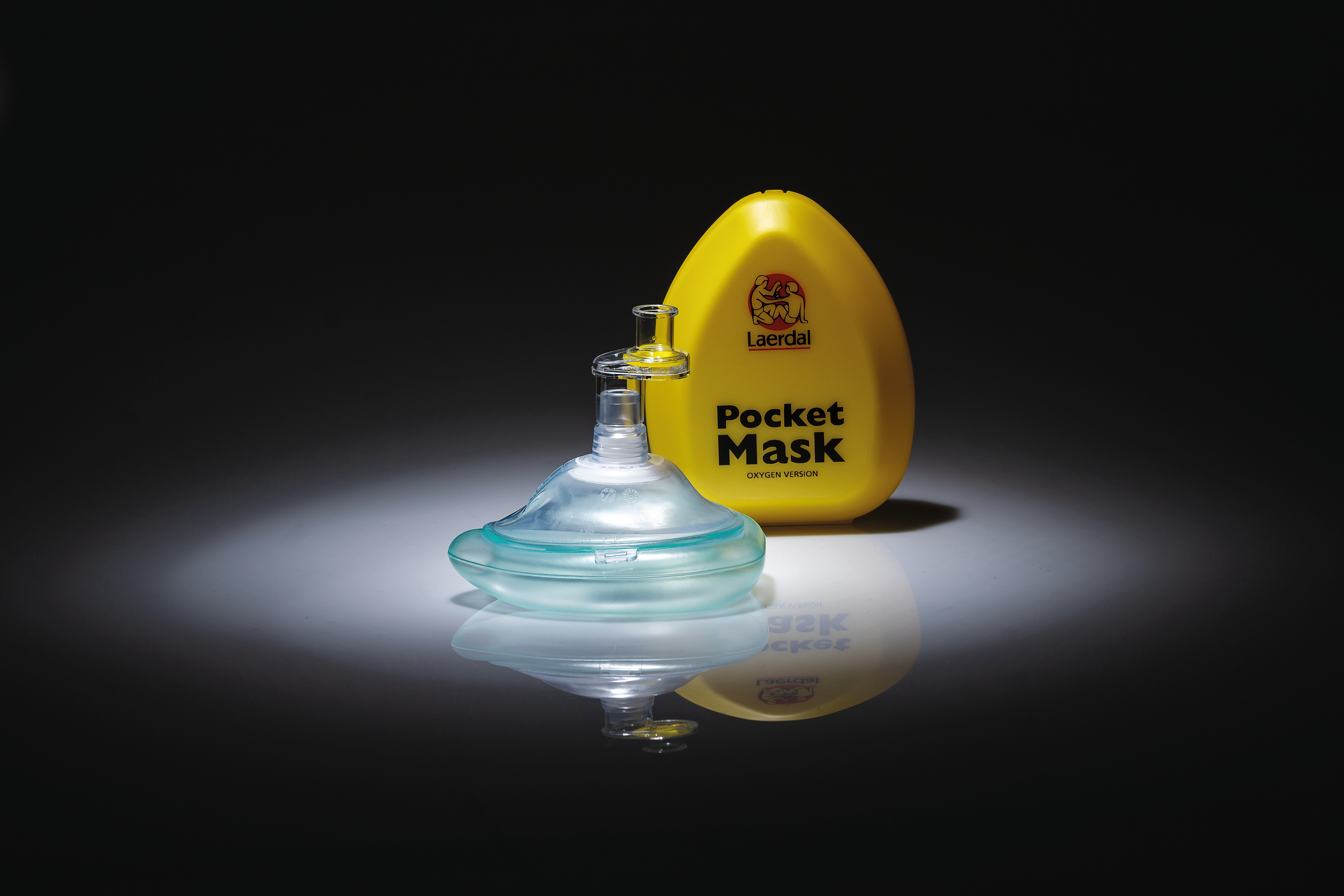 Laerdal Pocket Mask, Taschenmaske im gelben Kunststoffetui